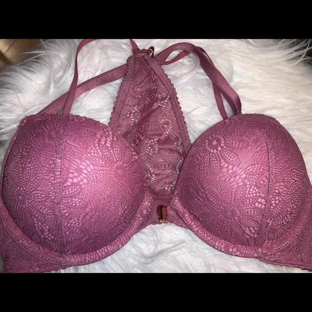 Victoria’s Secret Bombshell Lace Push Up Bra